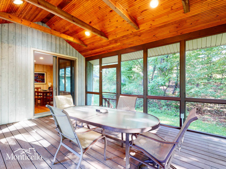 MAIN FLOOR SUN ROOM-2